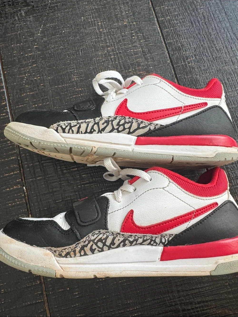 Nike Air Legacy Jordan 312 Low Chicago Size 2.5Y